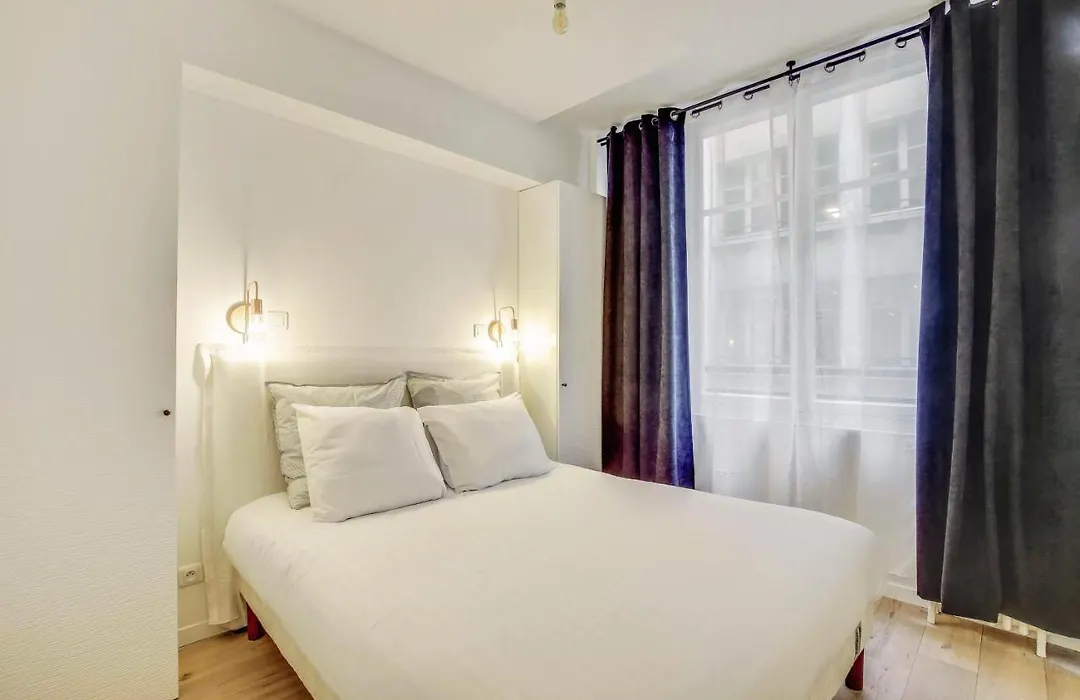 Central & Stylish Renovated Parisian Apt / 6-8 Guests-1